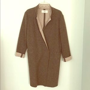 Stylish Two tone blanket coat